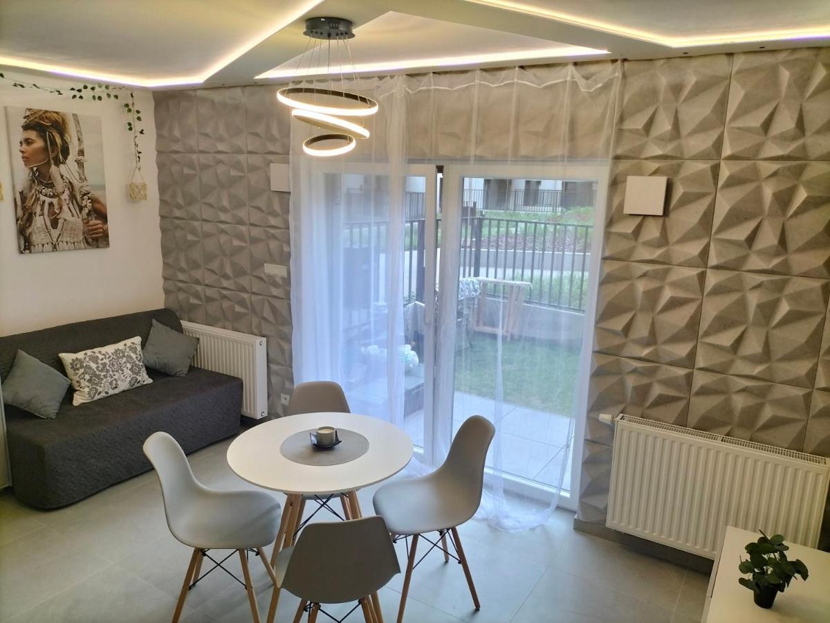 Apartment Cumbia Garden Wrocław Buitenkant foto
