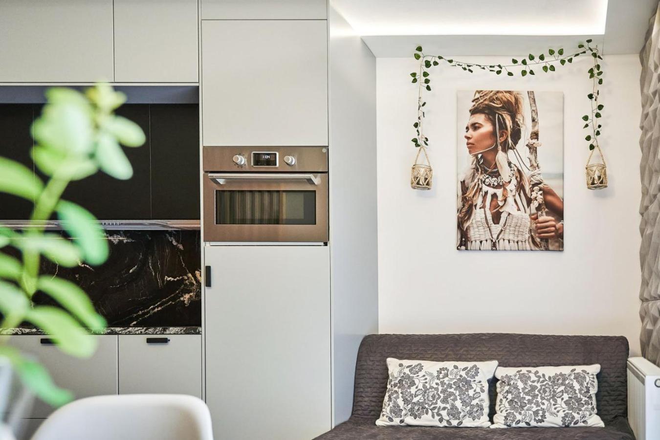 Apartment Cumbia Garden Wrocław Buitenkant foto