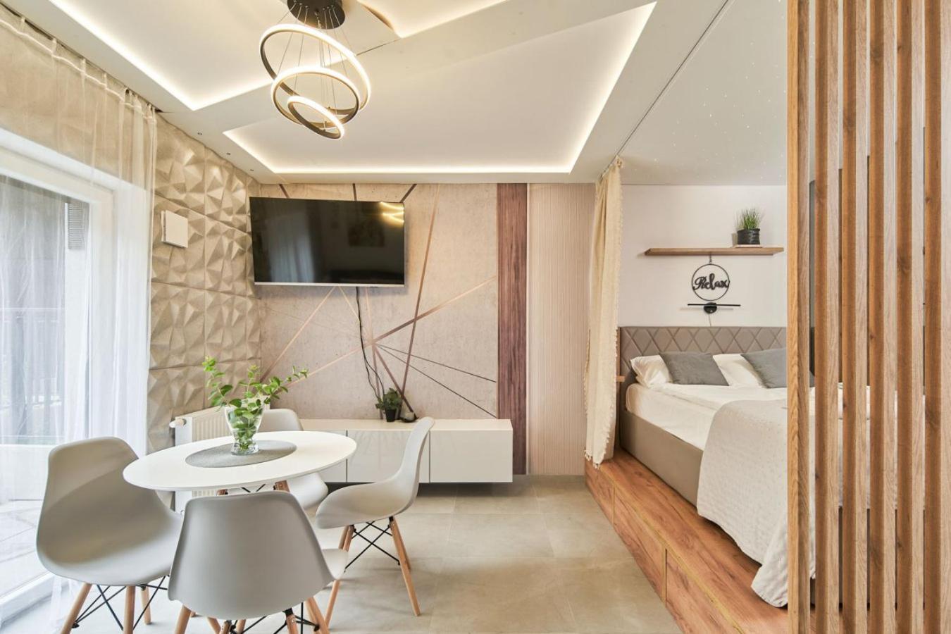 Apartment Cumbia Garden Wrocław Buitenkant foto